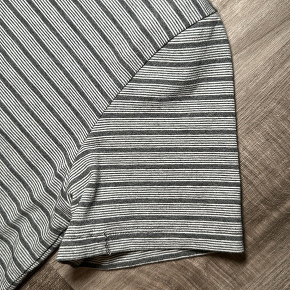 Vineyard Vines Edgartown Polo - Medium (12/14) - Picture 3 of 5